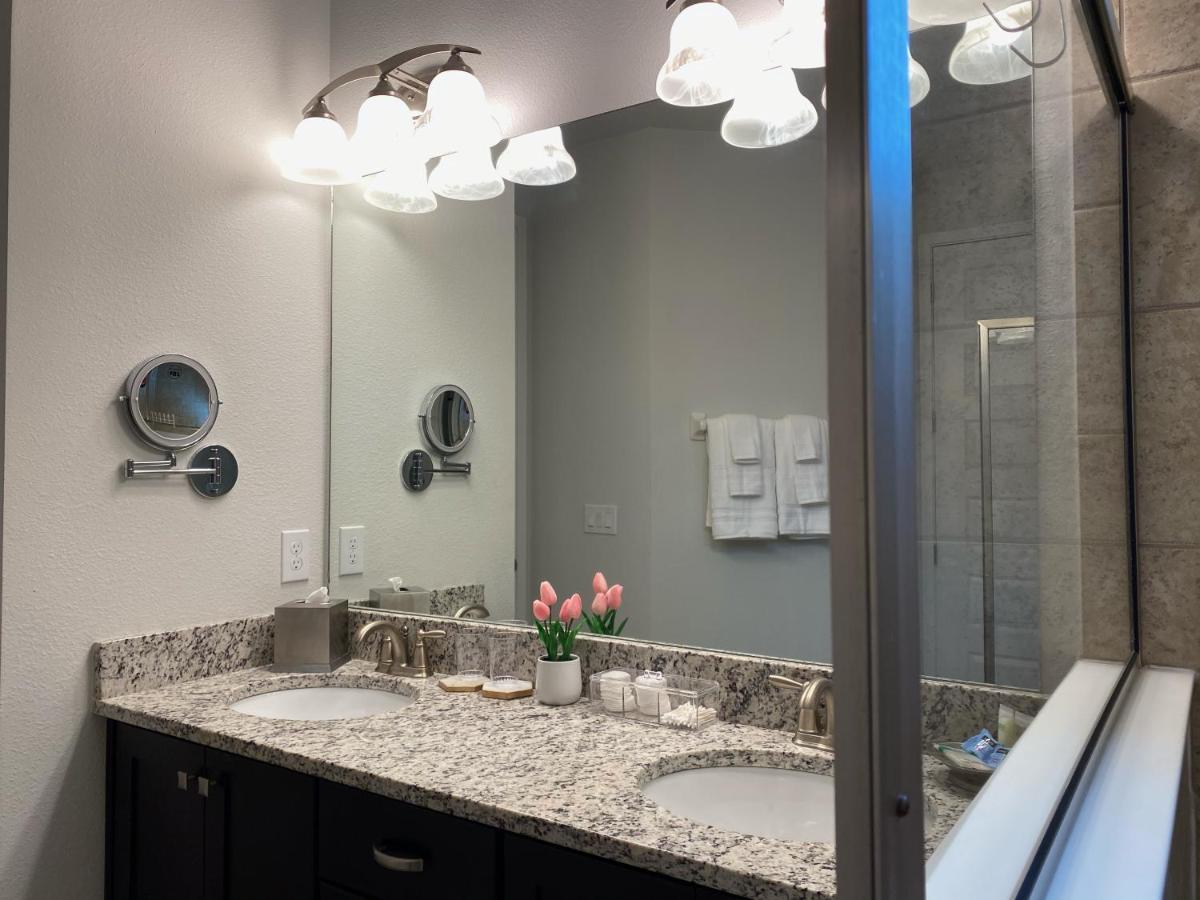 Luxurious Modern Villa Near Disney With Theater, Pool And Spa In Encore Resort At Reunion Orlando Bagian luar foto